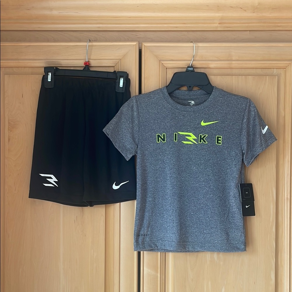 Nike Gray T-Shirt and Black Shorts Set